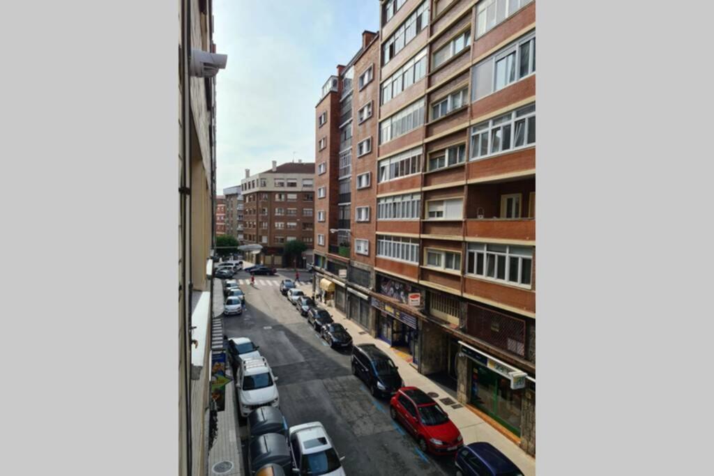 124A Apartamento Moderno 3 Habitaciones ヒホン エクステリア 写真