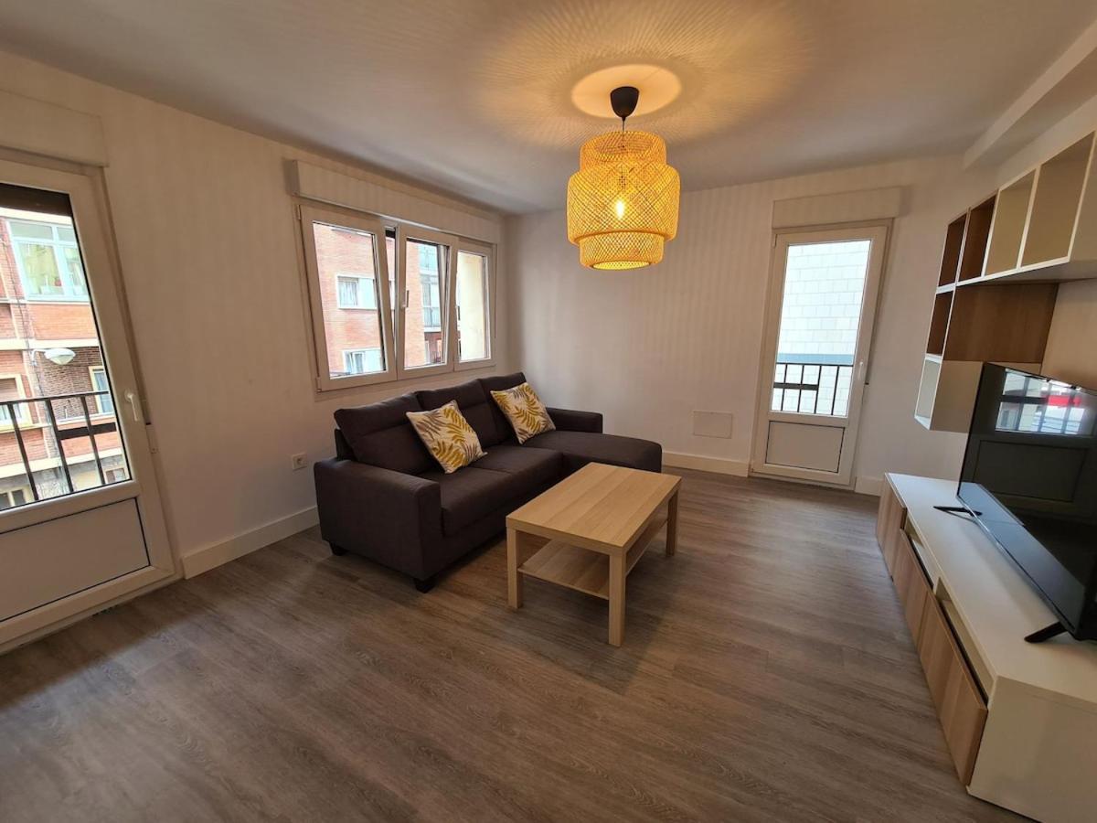 124A Apartamento Moderno 3 Habitaciones ヒホン エクステリア 写真