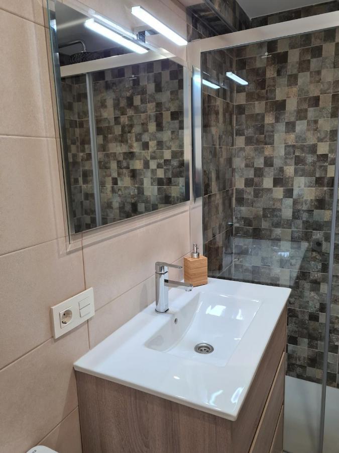 124A Apartamento Moderno 3 Habitaciones ヒホン エクステリア 写真