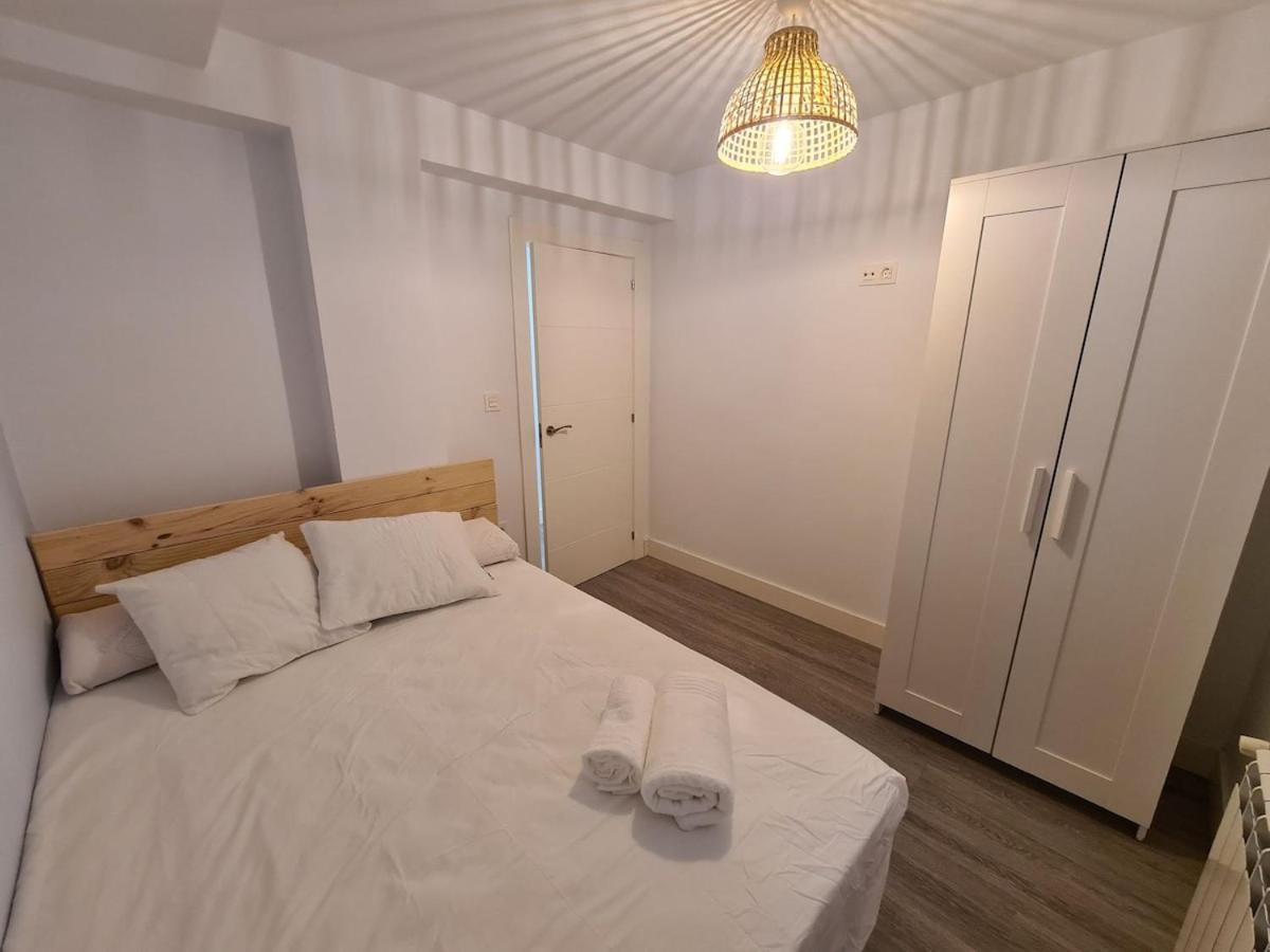 124A Apartamento Moderno 3 Habitaciones ヒホン エクステリア 写真